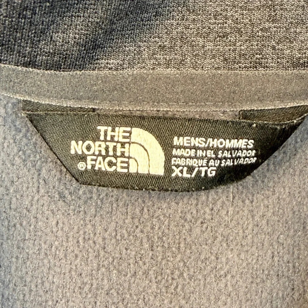 The North Face Mens XL Gray 1/4 Zip Pullover Fleece Stretch Jacket CUG0 Coral